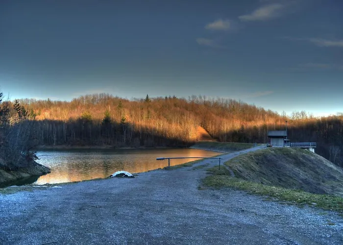 別荘 Posestvo Brida イリルスカ・ビストリツァ