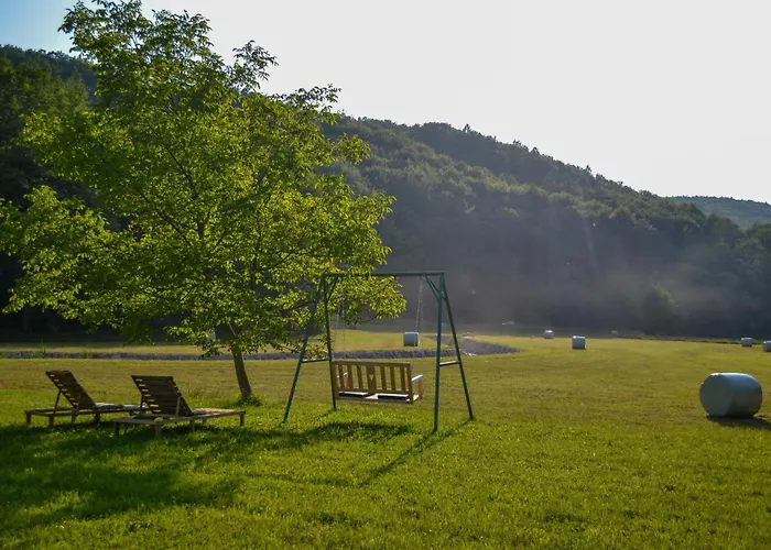 別荘 Posestvo Brida *